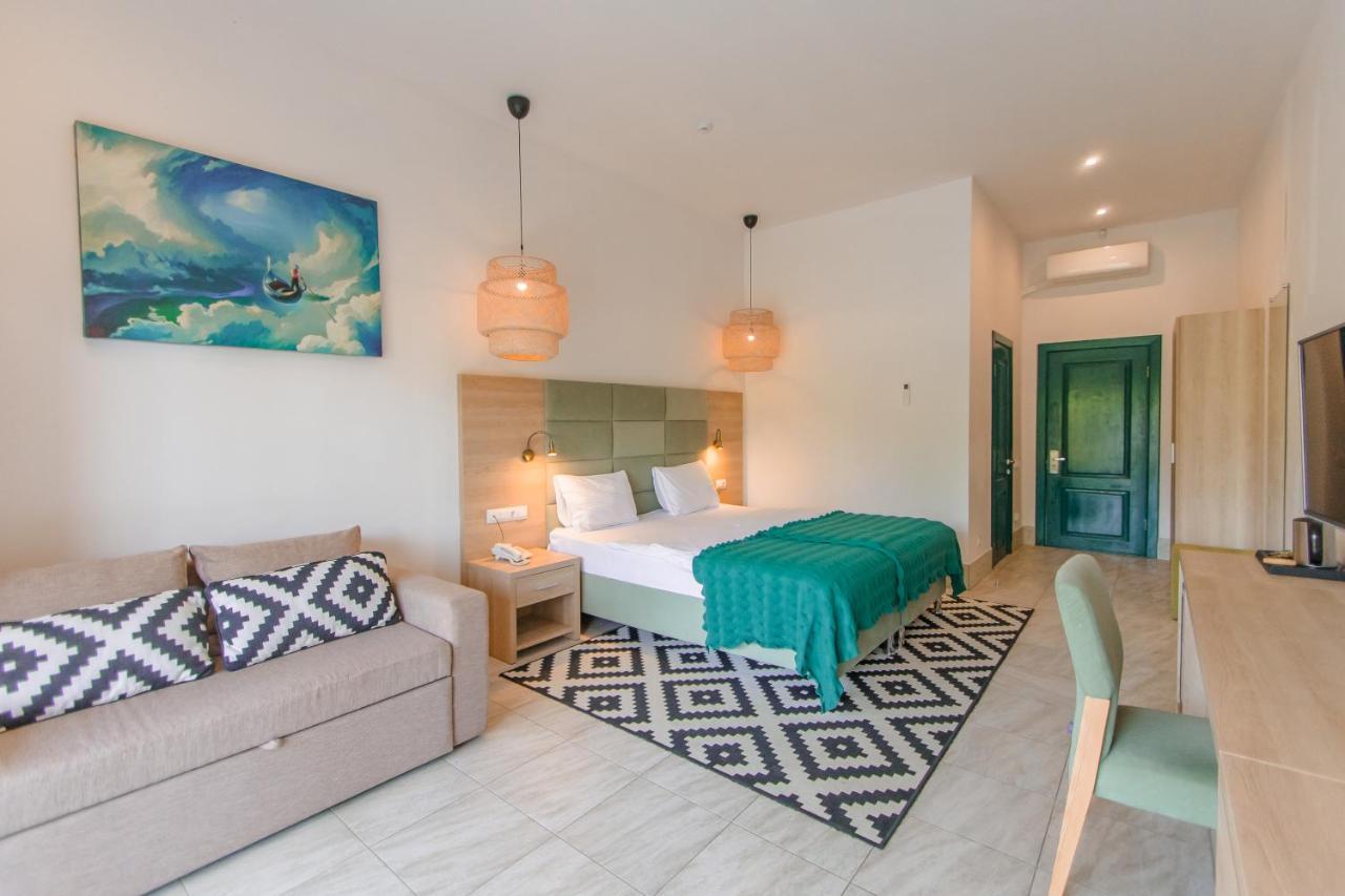 Aquamarine Family Club Hotel Gagra Cameră foto
